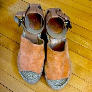 Marc Fisher tan espadrille platform sandals